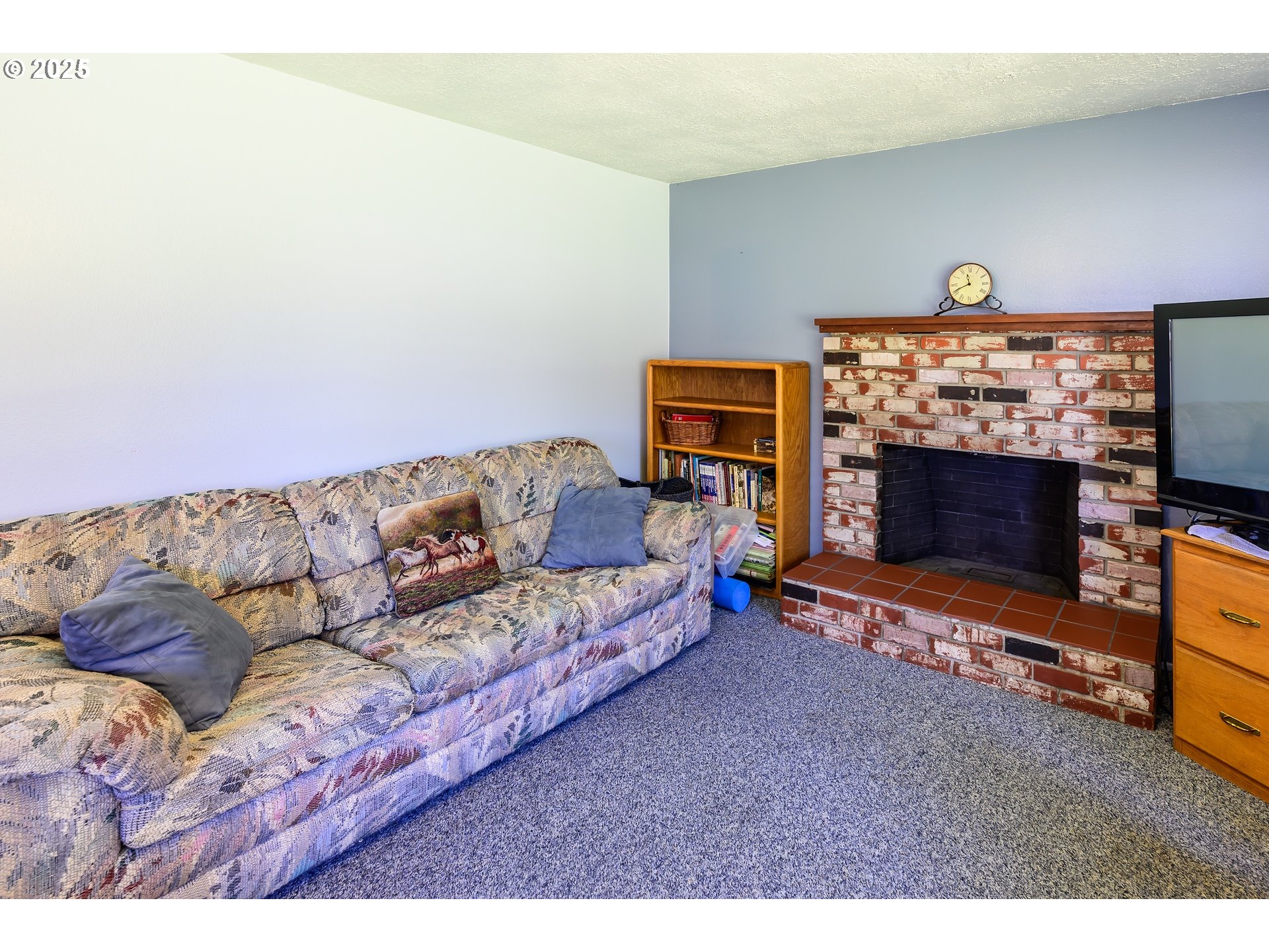 446 71st Street Springfield, OR 97478 - Photo 9 of 31