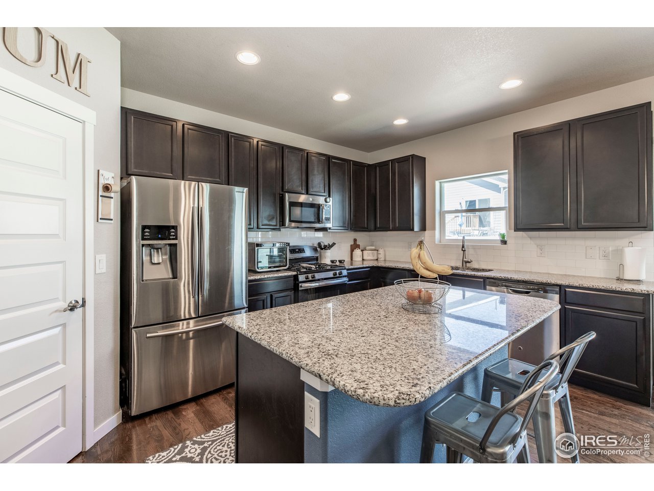 8705 15th St Road Greeley, CO 80634 - Photo 5 of 32 Large Kitchen Island