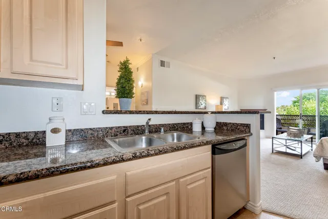 $599,000 | 300 North El Molino Avenue, Unit 319, Pasadena, CA 91101