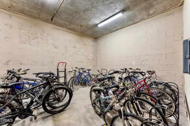 $599,000 | 300 North El Molino Avenue, Unit 319, Pasadena, CA 91101