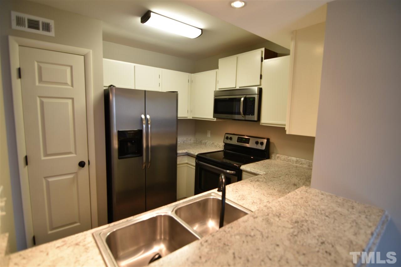 3805 Chimney Ridge Place, Unit 108 Durham, NC 27713 - Photo 8 of 24