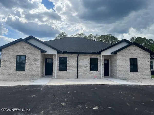 $1,450 | 687 South Orange Street, Starke, FL 32091