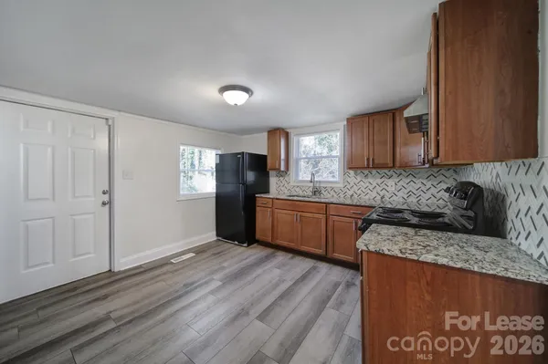 $1,475 | 2958 Reid Avenue, Charlotte, NC 28208