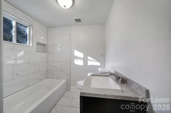 $1,475 | 2958 Reid Avenue, Charlotte, NC 28208