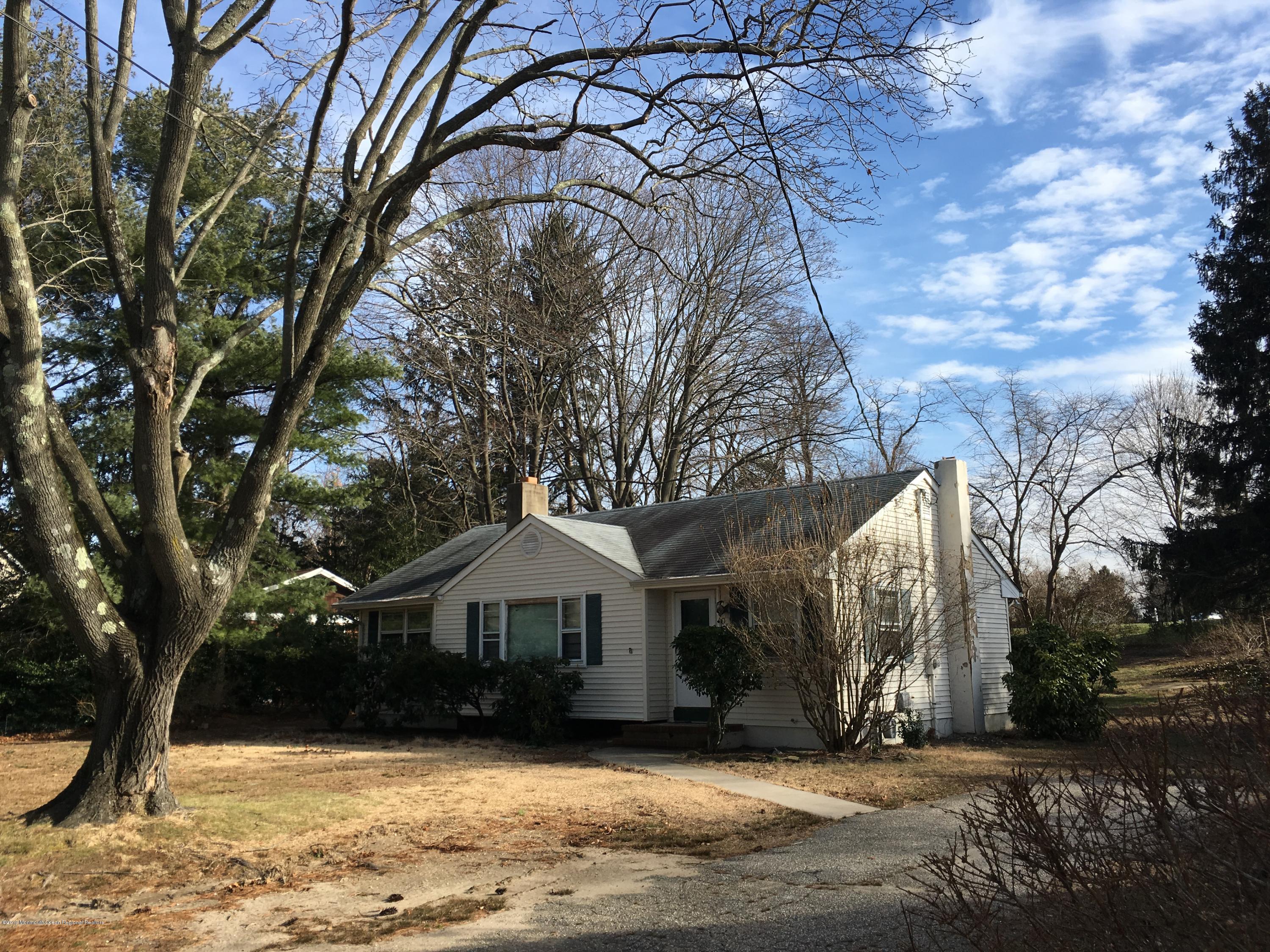 616 Thiele Road Brick, NJ 08724 - Photo 3 of 12 52BA67E1-AD85-4661-A928-A9A4567B1ADB