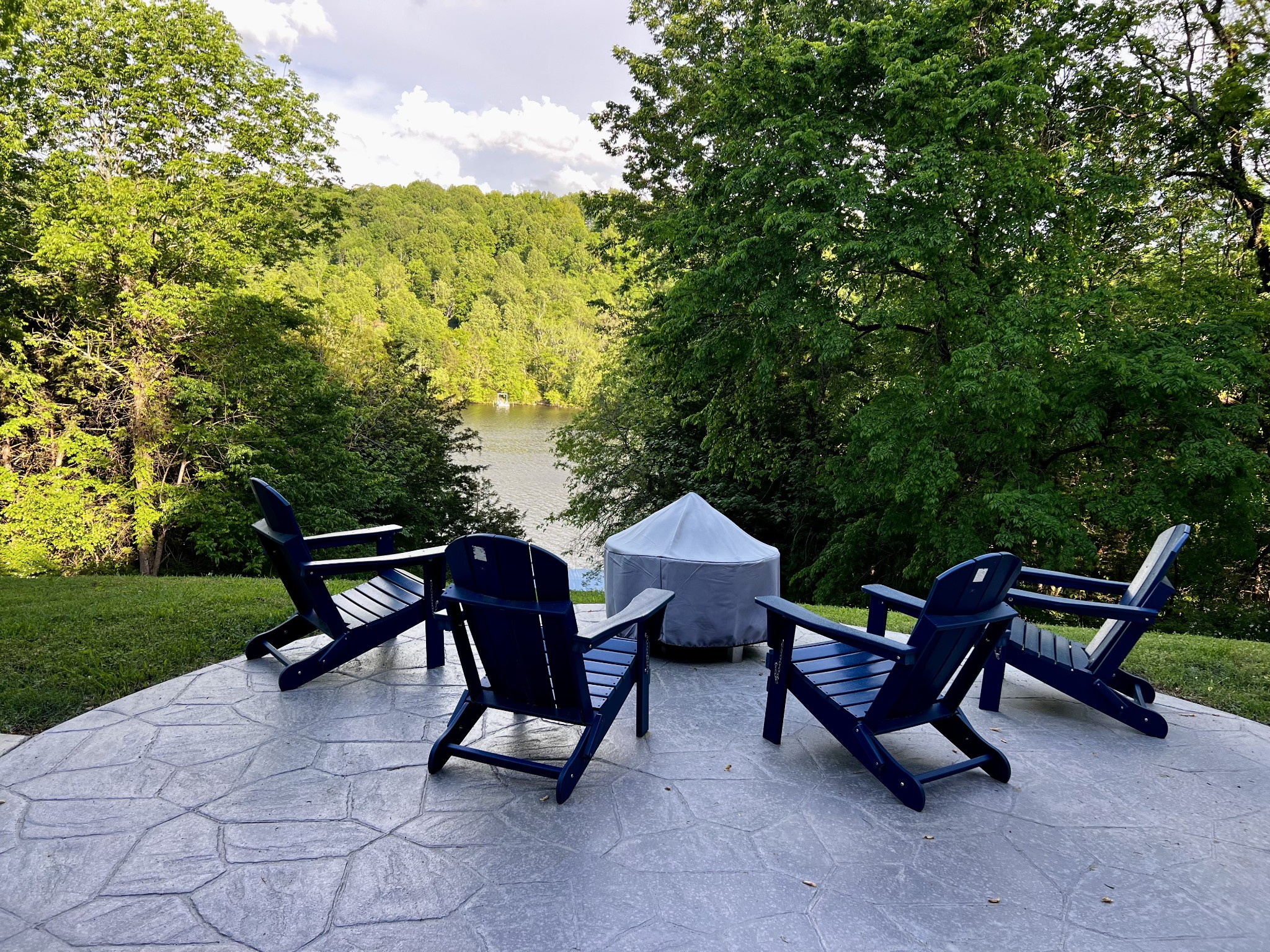 565 Lake Hill Road Manchester, TN 37355 - Photo 1 of 8 a view of a backyard with sitting area