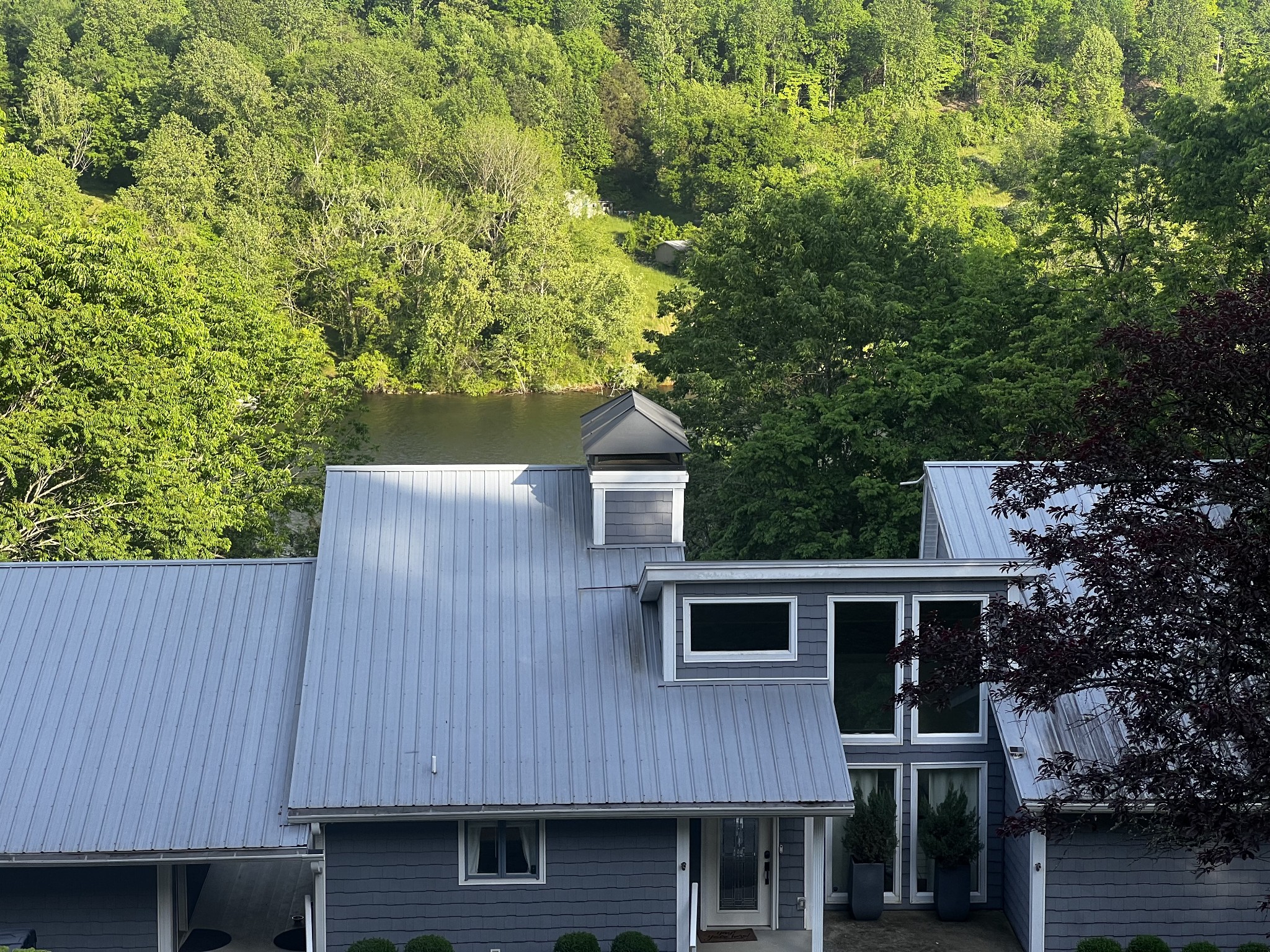 565 Lake Hill Road Manchester, TN 37355 - Photo 2 of 8 aerial view of a house