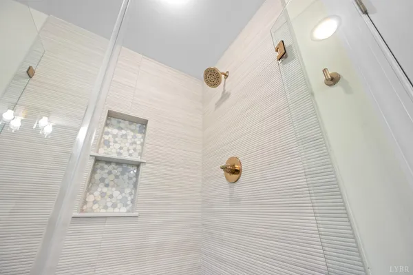 $734,900 | 1305 Summerpark Drive, Forest, VA 24551