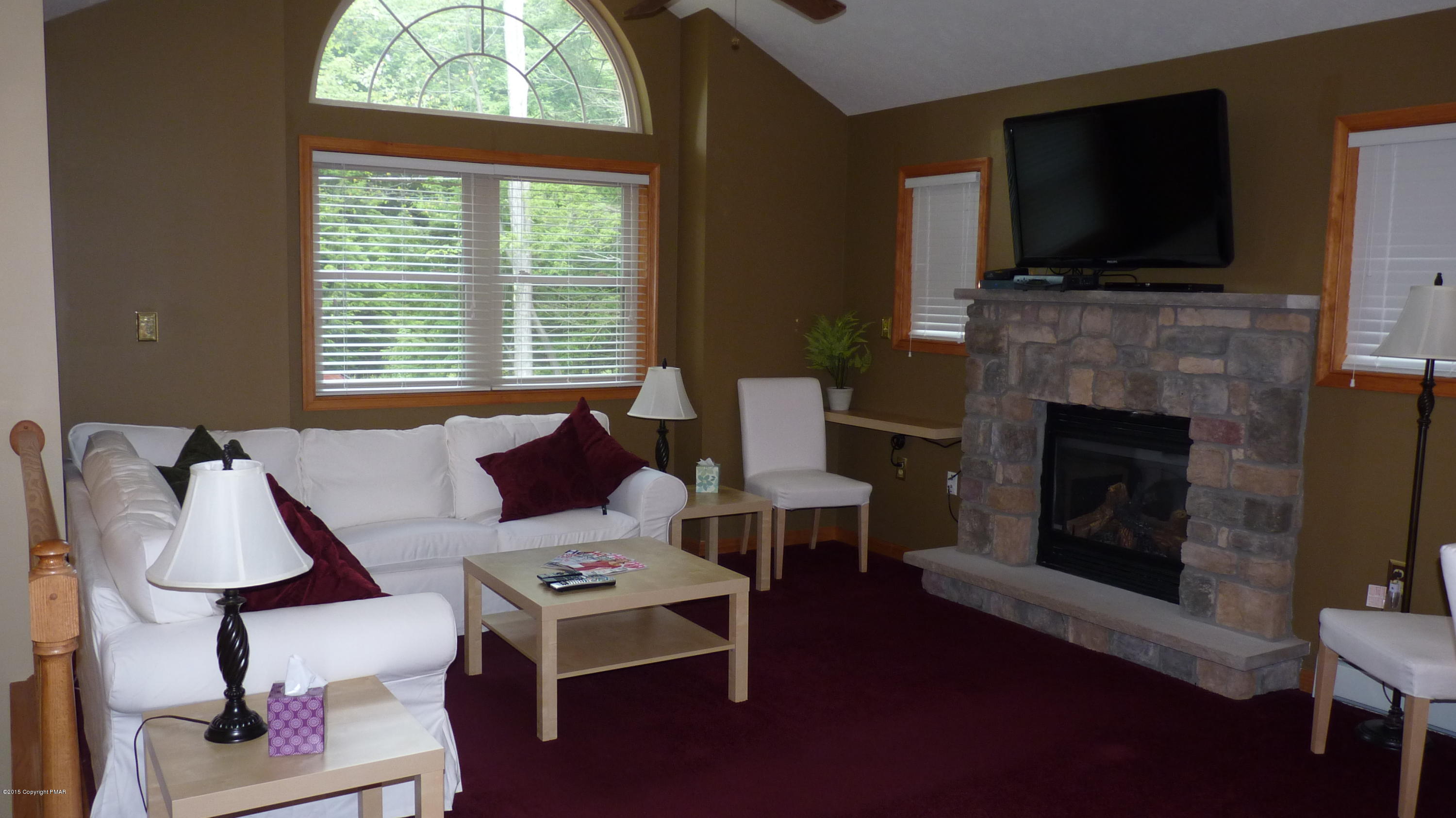 369 King Arthur Road Blakeslee, PA 18610 - Photo 12 of 32 034