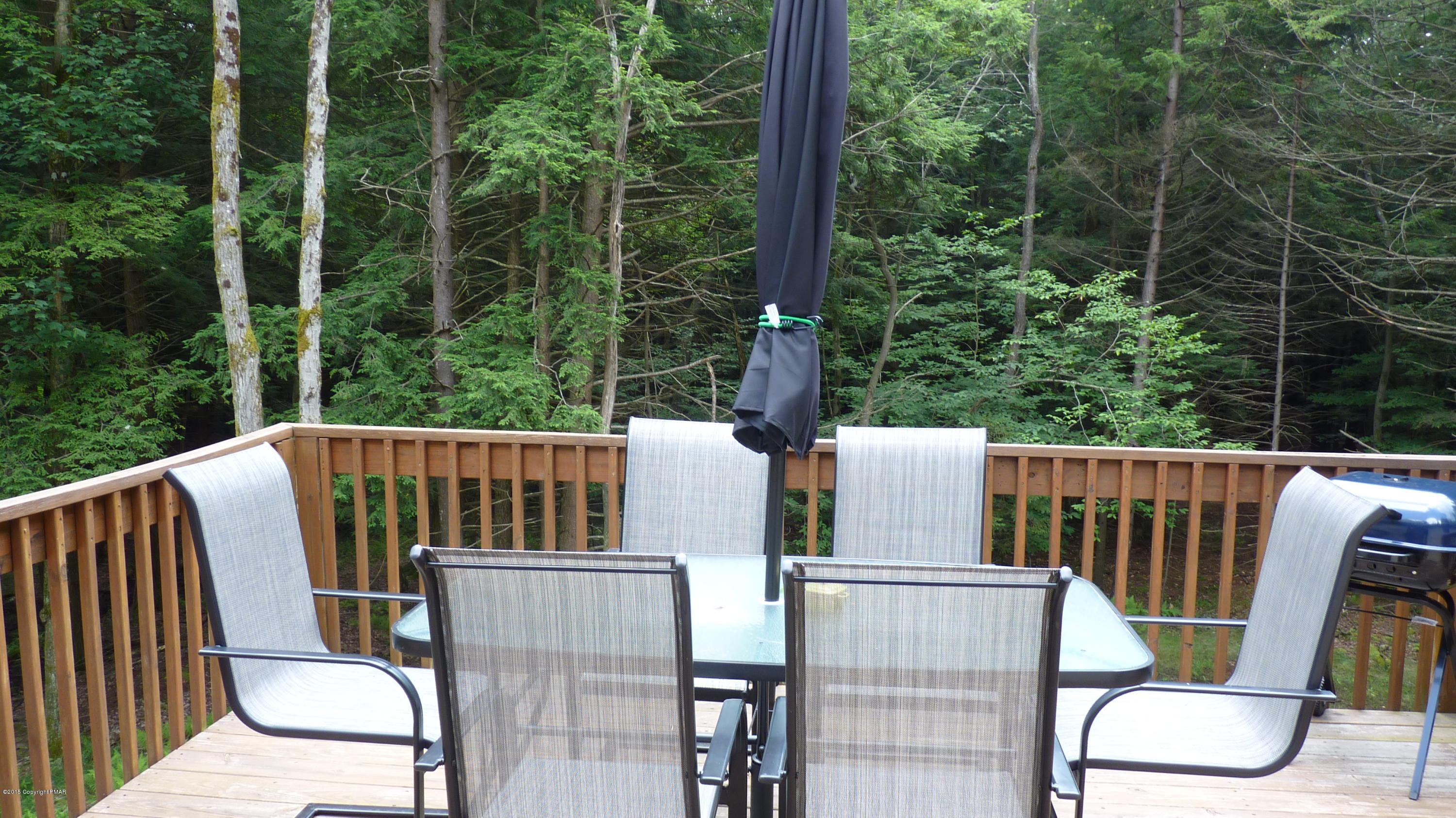 369 King Arthur Road Blakeslee, PA 18610 - Photo 14 of 32 036