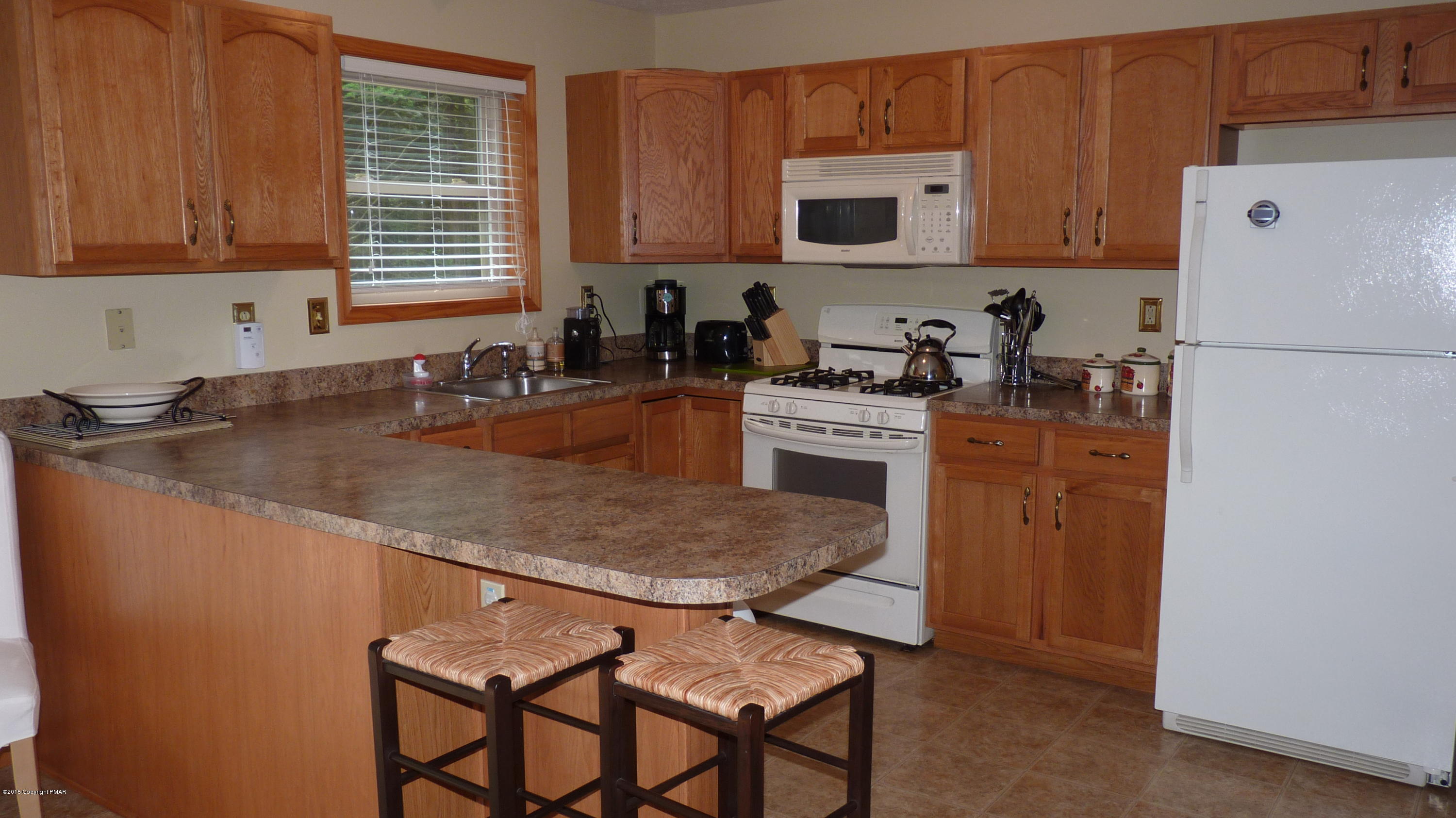 369 King Arthur Road Blakeslee, PA 18610 - Photo 17 of 32 040