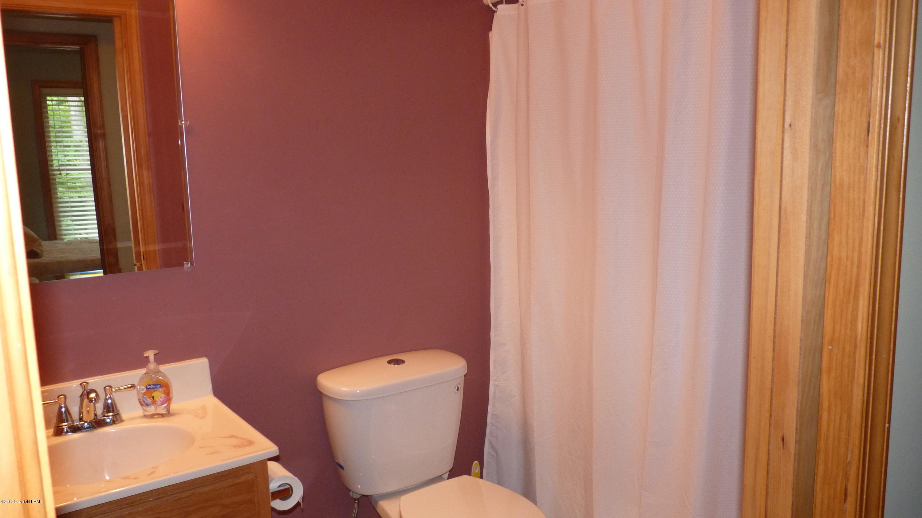 369 King Arthur Road Blakeslee, PA 18610 - Photo 18 of 32 043