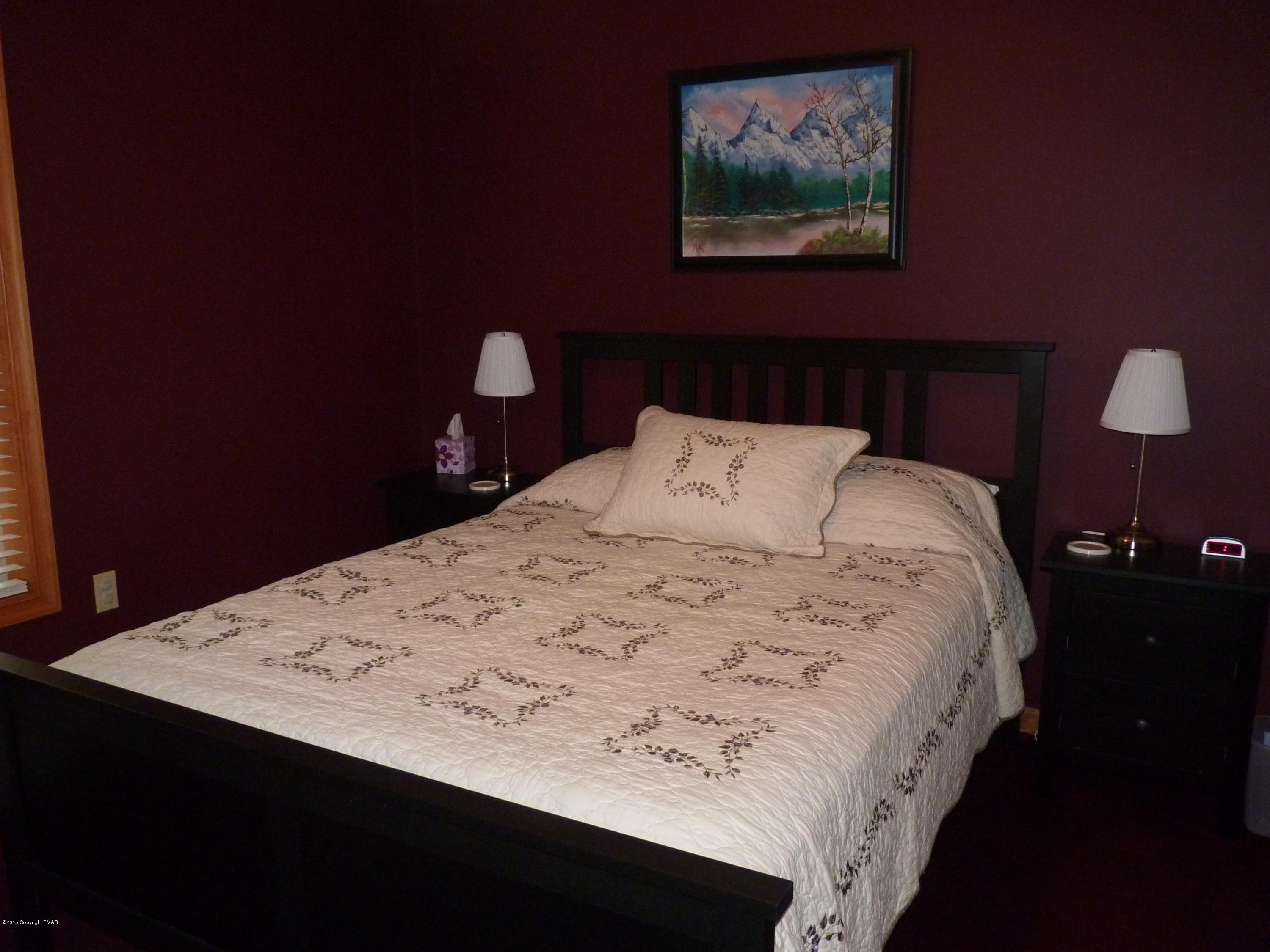 369 King Arthur Road Blakeslee, PA 18610 - Photo 30 of 32 075