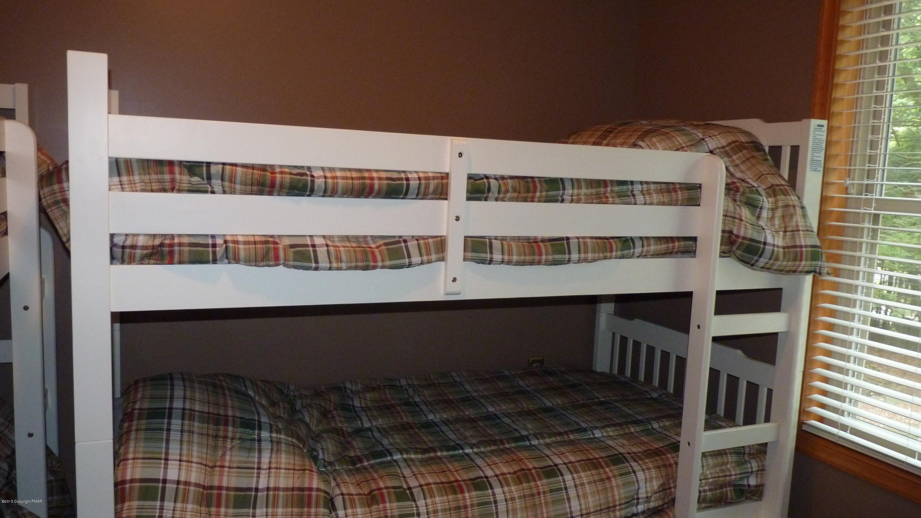 369 King Arthur Road Blakeslee, PA 18610 - Photo 31 of 32 049
