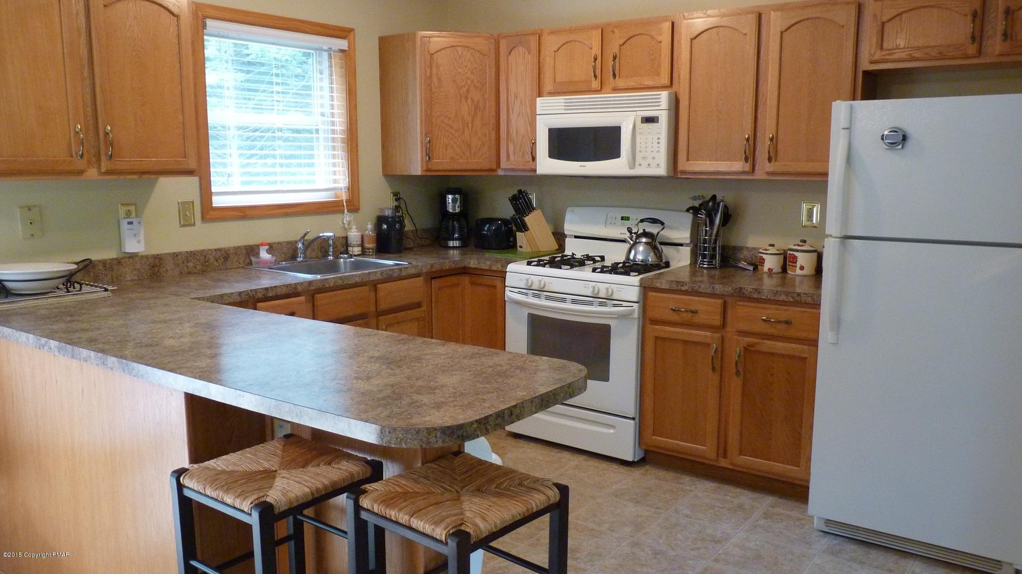 369 King Arthur Road Blakeslee, PA 18610 - Photo 8 of 32 kitchen
