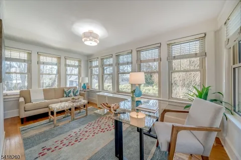 $1,995,000 | 39 Oakview Avenue, Maplewood, NJ 07040