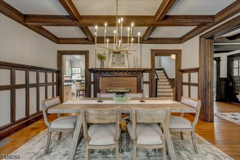 $1,995,000 | 39 Oakview Avenue, Maplewood, NJ 07040