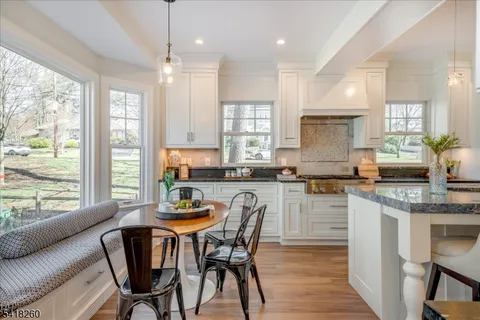 $1,995,000 | 39 Oakview Avenue, Maplewood, NJ 07040