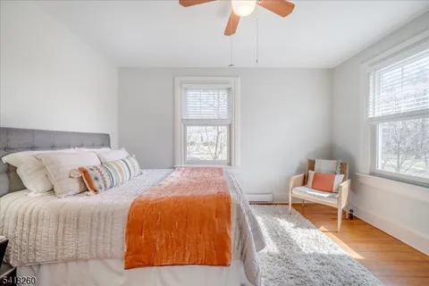 $1,995,000 | 39 Oakview Avenue, Maplewood, NJ 07040