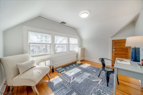 $1,995,000 | 39 Oakview Avenue, Maplewood, NJ 07040