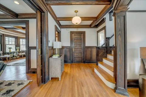 $1,995,000 | 39 Oakview Avenue, Maplewood, NJ 07040