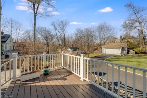 $1,995,000 | 39 Oakview Avenue, Maplewood, NJ 07040