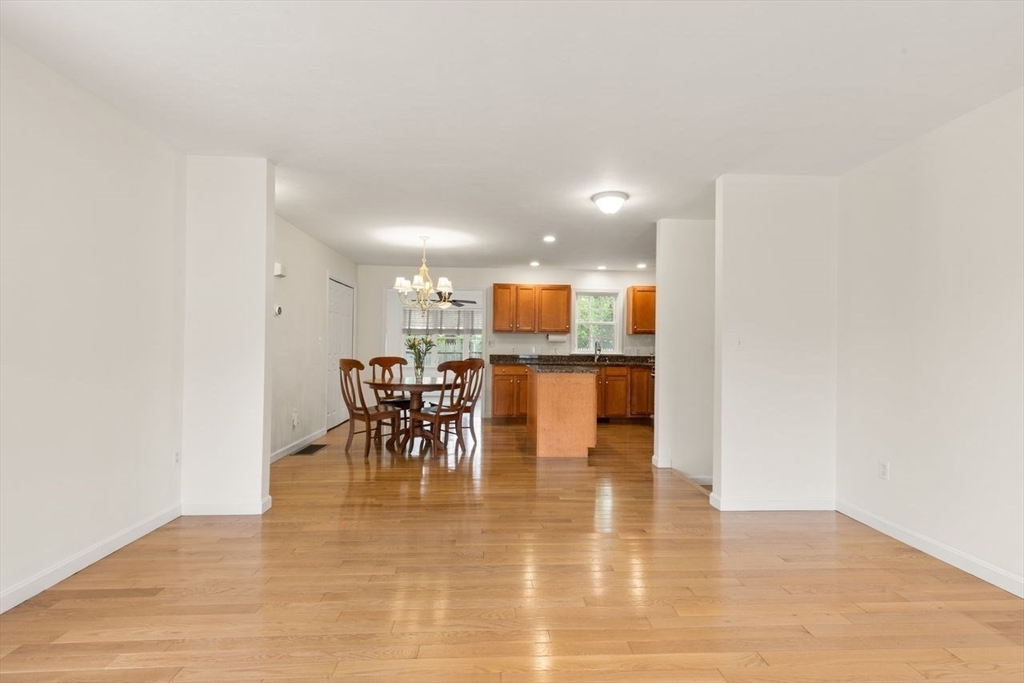 39 Brewster Road, Unit 39 Stoughton, MA 02072 - Photo 7 of 37