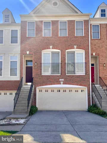 $3,350 | 25205 Larks Terrace, Chantilly, VA 20152