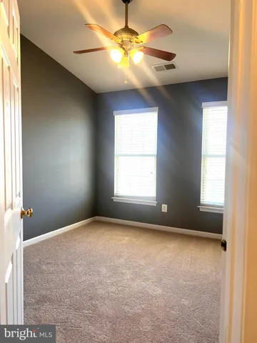 $3,350 | 25205 Larks Terrace, Chantilly, VA 20152