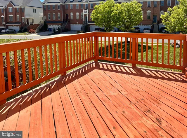 $3,350 | 25205 Larks Terrace, Chantilly, VA 20152