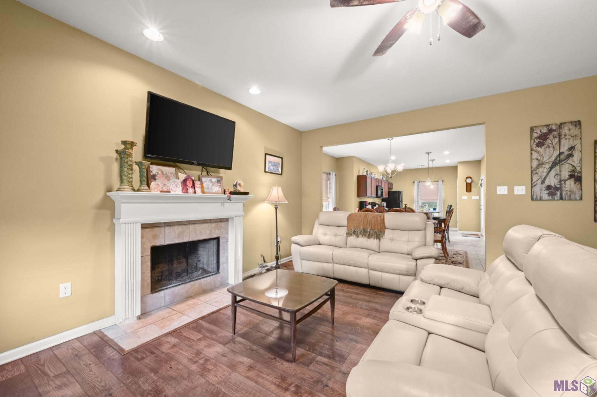 13567 Arnold Road Walker, LA 70785 - Photo 3 of 17