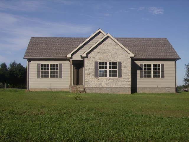 1051 Jack Porter Road Lafayette, TN 37083 - Photo 1 of 9 Gallery Image 1