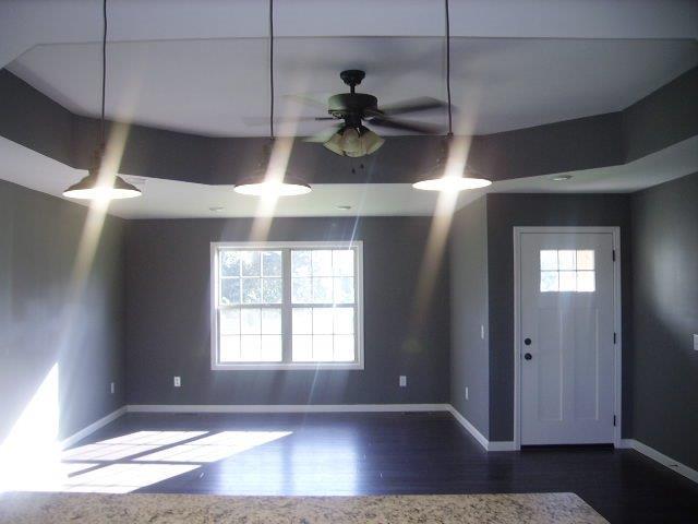1051 Jack Porter Road Lafayette, TN 37083 - Photo 4 of 9 Gallery Image 4