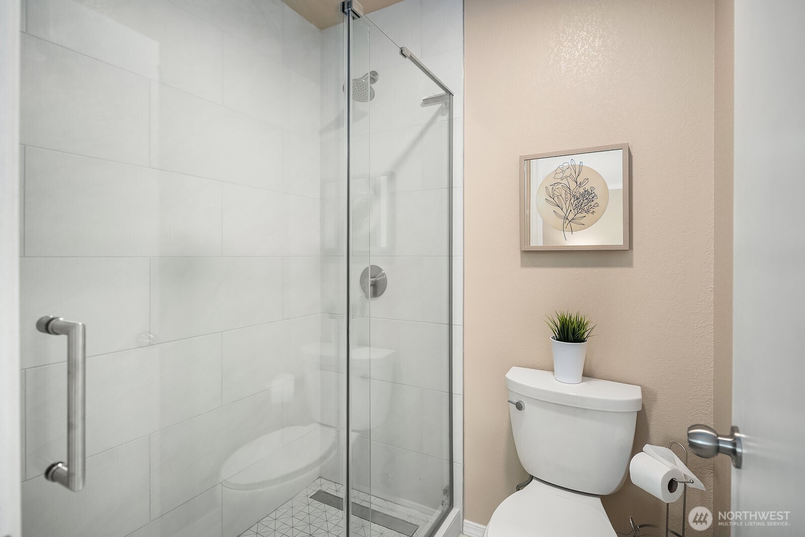 14011 Southeast 156th Court Renton, WA 98058 - Photo 11 of 22