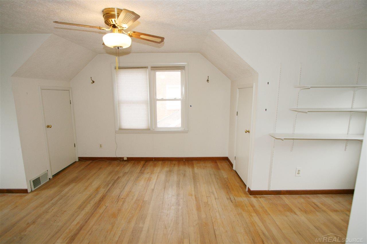 165 Maplefield Road Pleasant Ridge, MI 48069 - Photo 21 of 31 Second Floor Bedroom