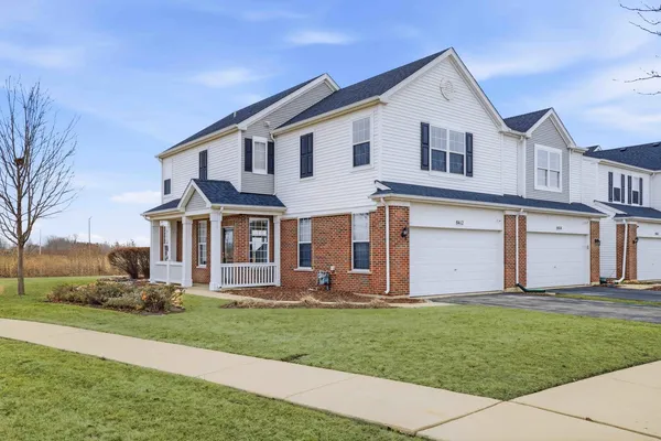 $300,000 | 8412 Sawyer Court, Joliet, IL 60431