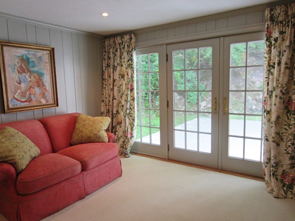 29 Bristol Road Wellesley, MA 02481 - Photo 12 of 21