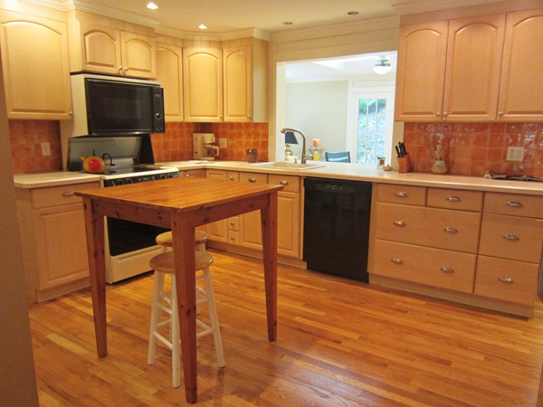 29 Bristol Road Wellesley, MA 02481 - Photo 9 of 21