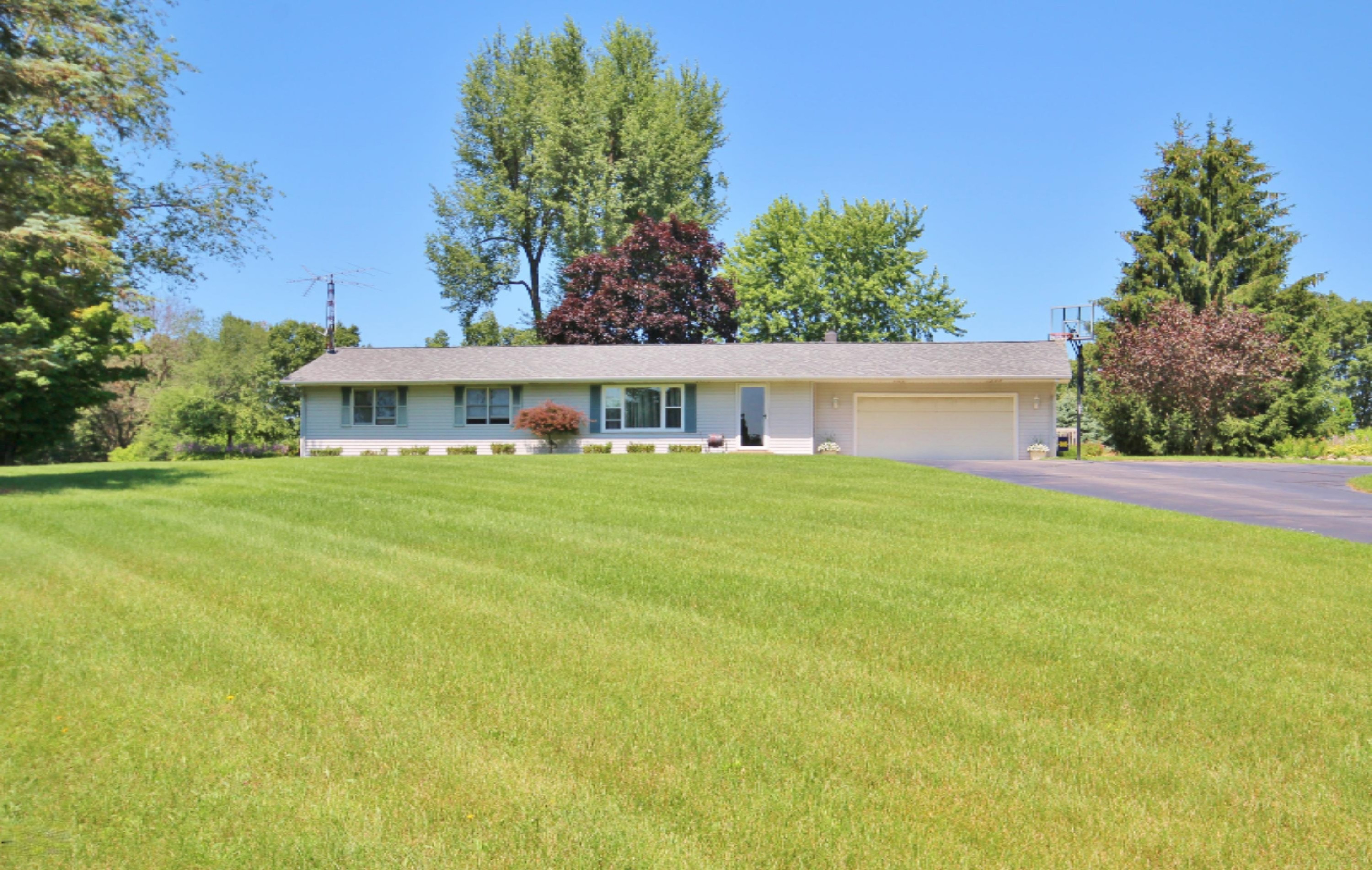 57066 Gearharts Landing Road Three Rivers, MI 49093 - Photo 1 of 26 IMG_0573