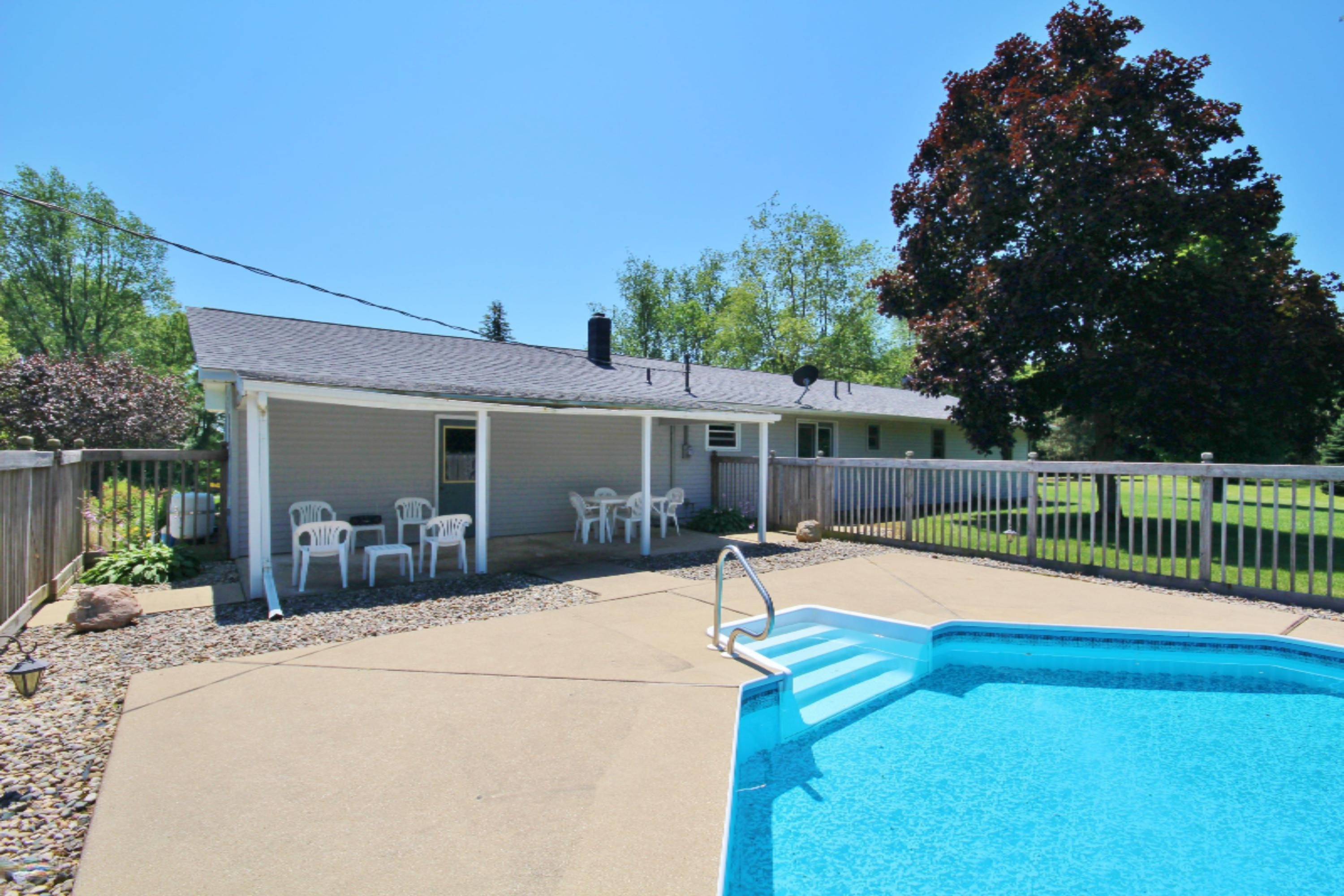 57066 Gearharts Landing Road Three Rivers, MI 49093 - Photo 7 of 26 IMG_0634