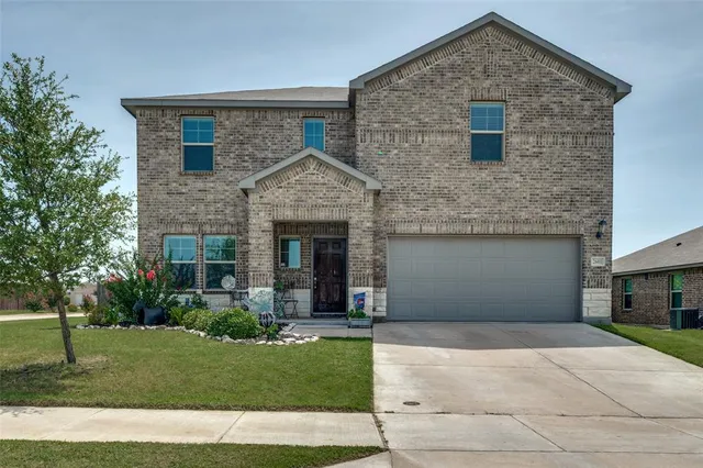 $340,000 | 2601 Breccia Drive, Fort Worth, TX 76108