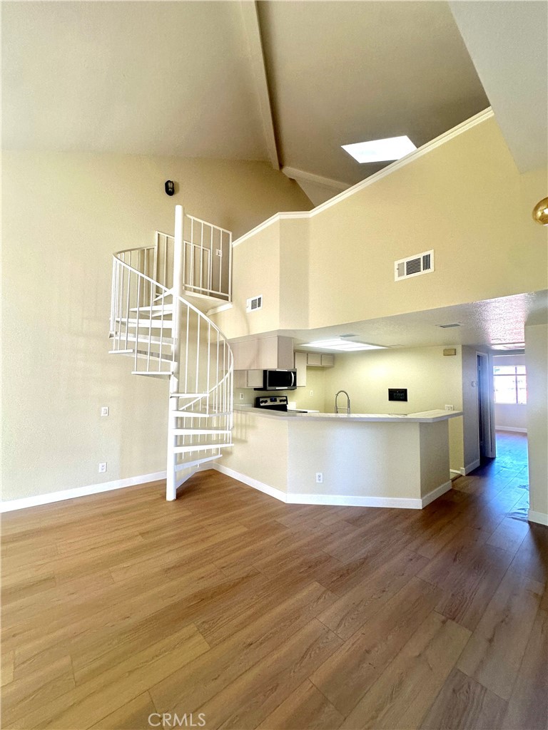 3669 Legato Court Phillips Ranch, CA 91766 - Photo 6 of 30 High ceiling
