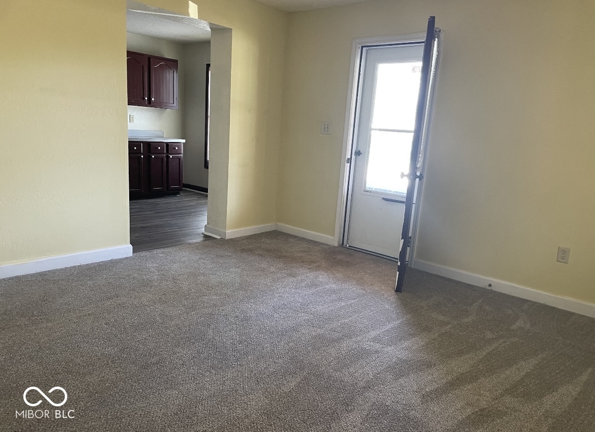 740 East State Street Albany, IN 47320 - Photo 14 of 35