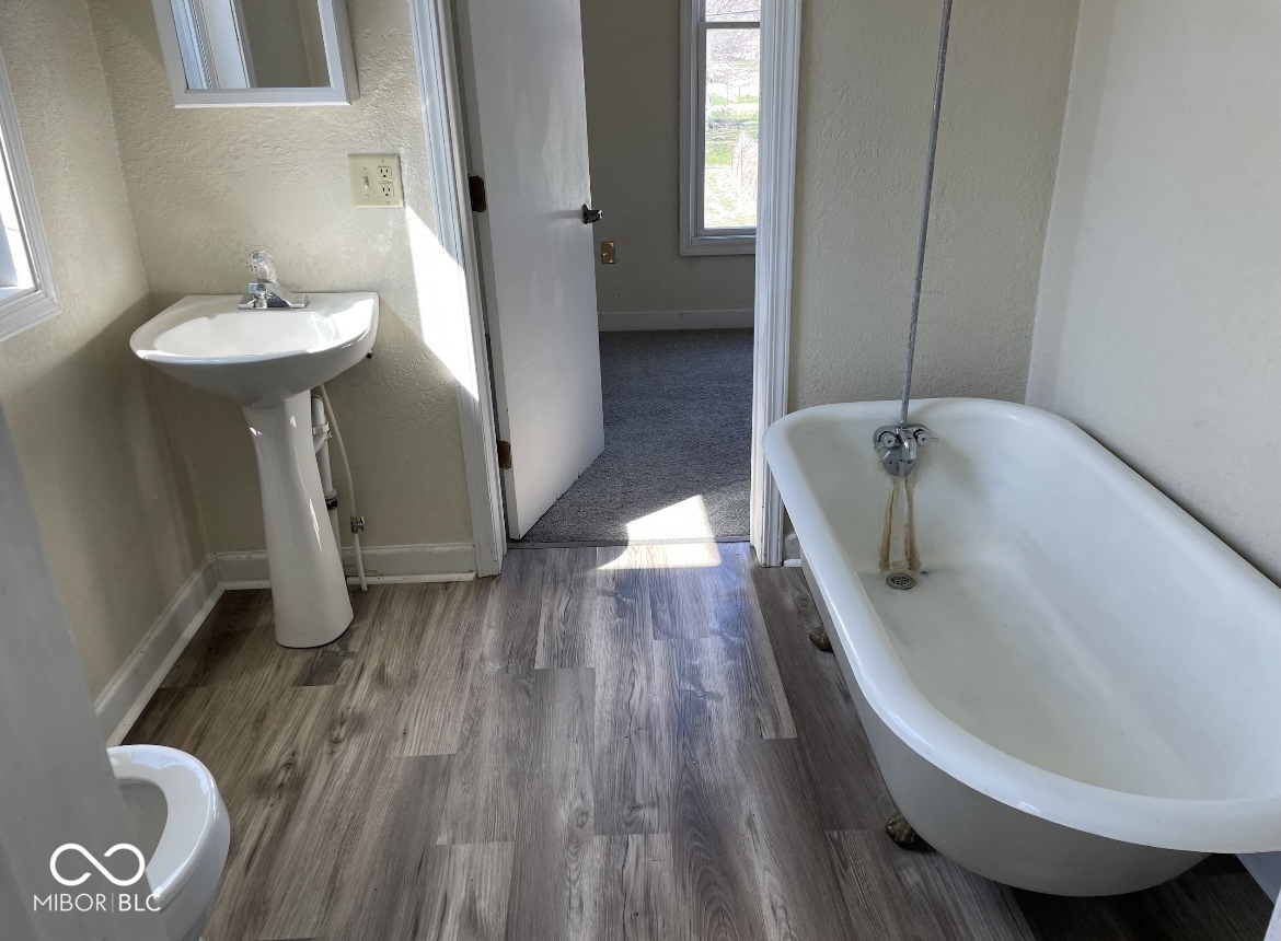740 East State Street Albany, IN 47320 - Photo 31 of 35