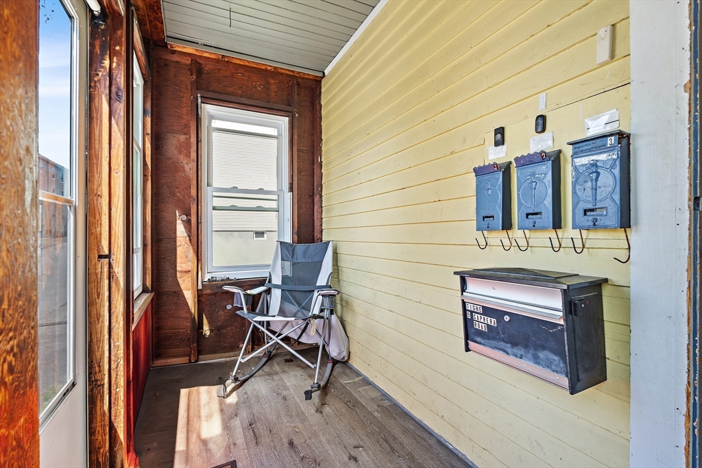 9 Caprera Road Worcester, MA 01604 - Photo 27 of 31