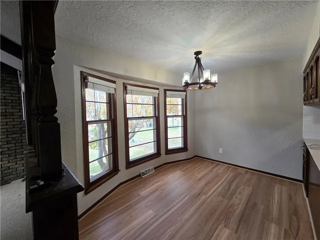 $304,000 | 1805 Southwest 14th Street, Blue Springs, MO 64015