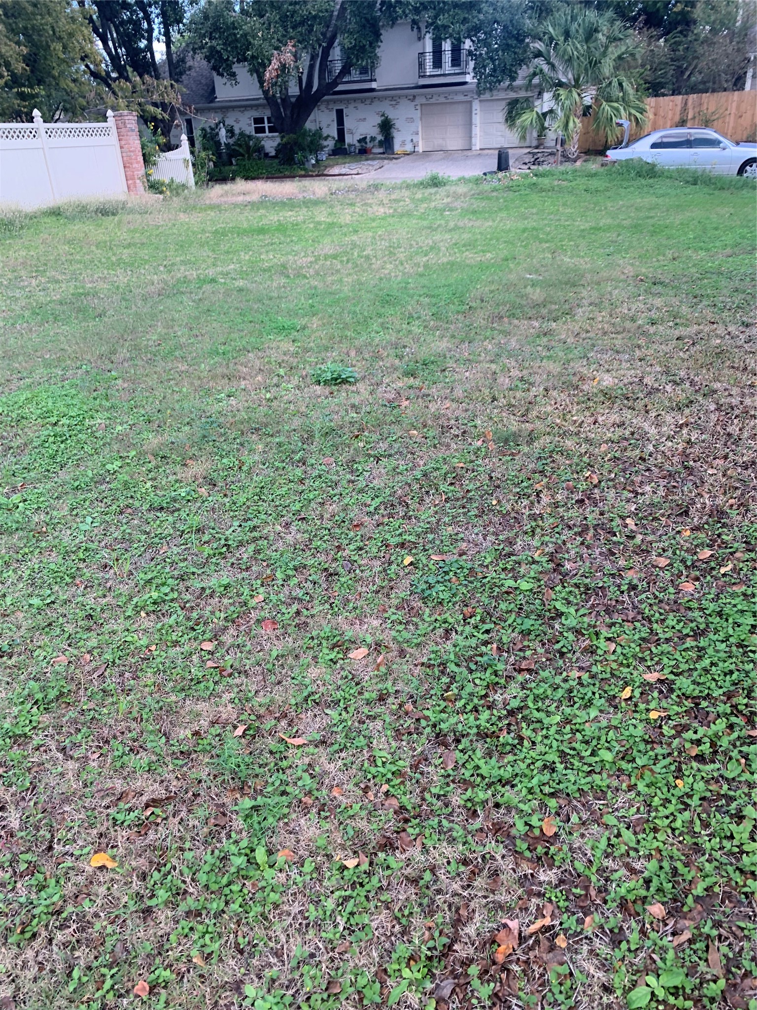 1307 Moorwick Lane Houston, TX 77043 - Photo 4 of 6 a view of a house with a yard