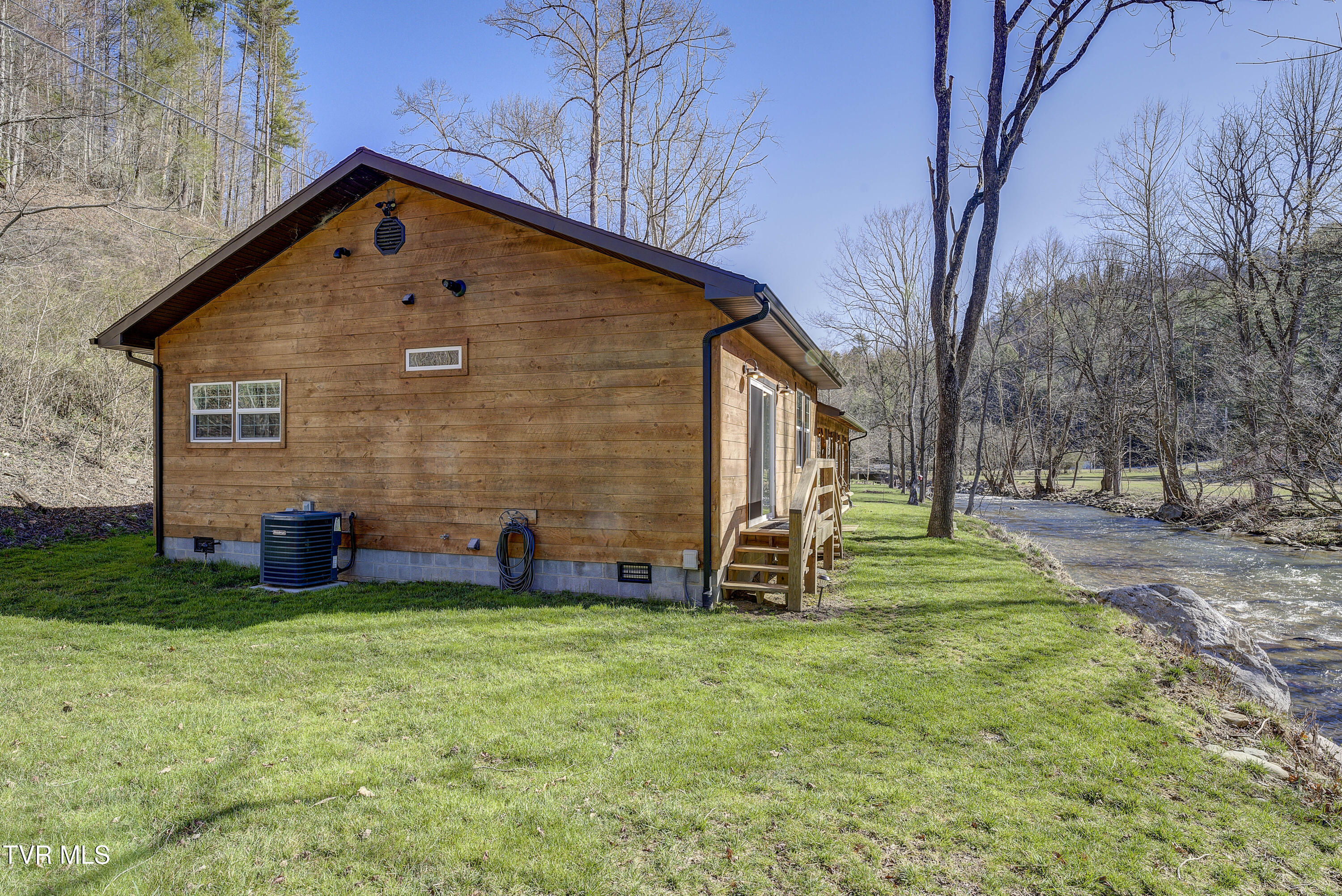 200 Clear Branch Road Erwin, TN 37650 - Photo 11 of 74 Clearbranch-28