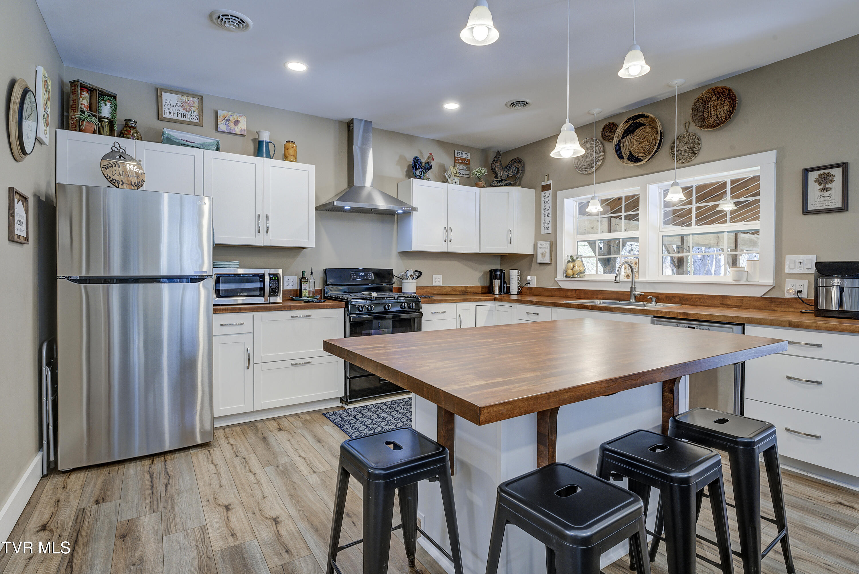 200 Clear Branch Road Erwin, TN 37650 - Photo 15 of 74 Clearbranch-4