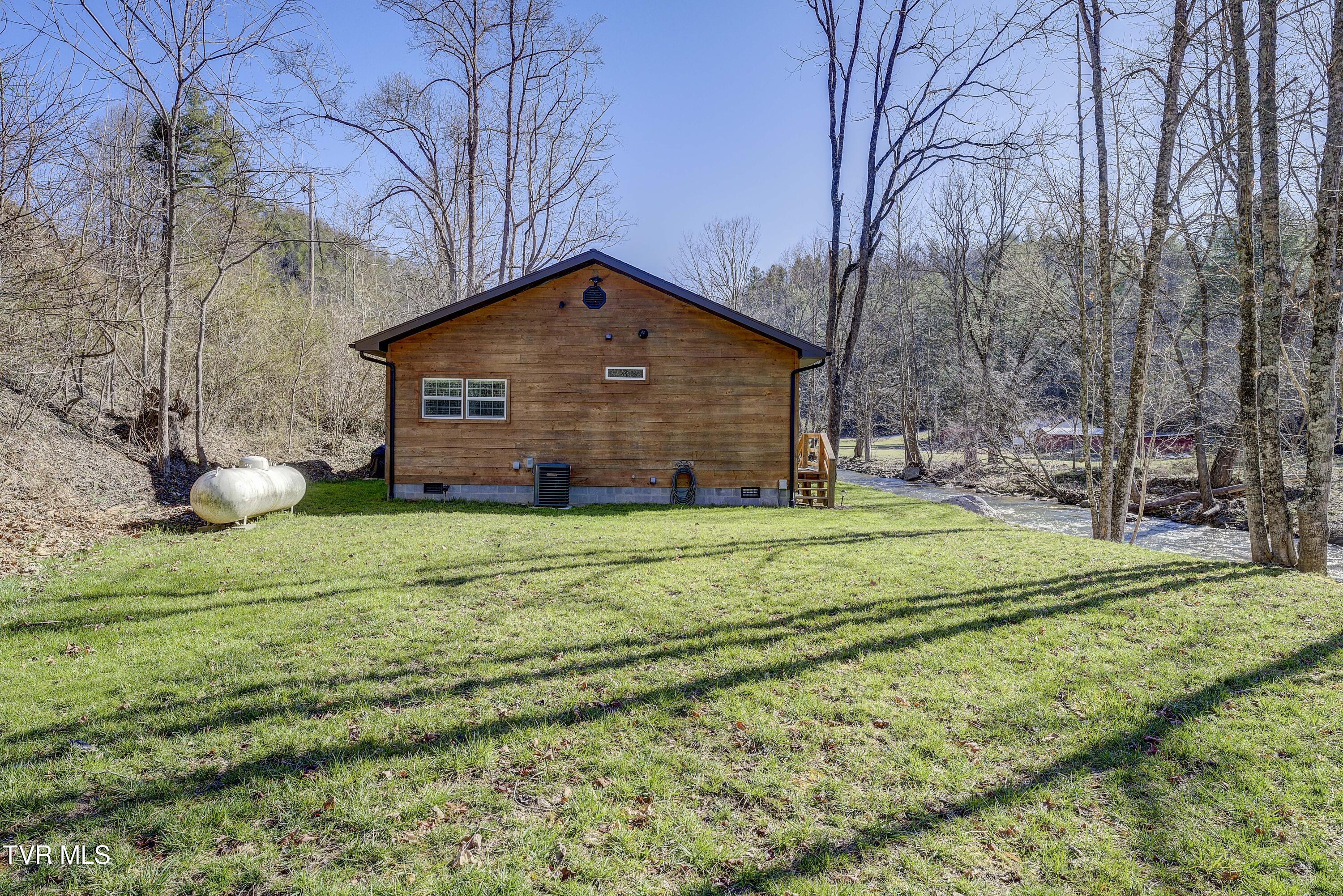 200 Clear Branch Road Erwin, TN 37650 - Photo 31 of 74 Clearbranch-29